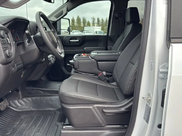 New 2026 Summit White Chevrolet Work Truck image 11