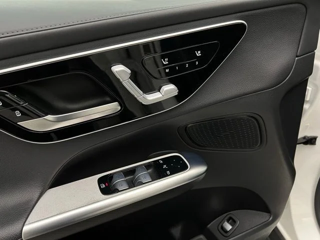 2024 Mercedes-Benz GLC GLC 300 - Photo 30