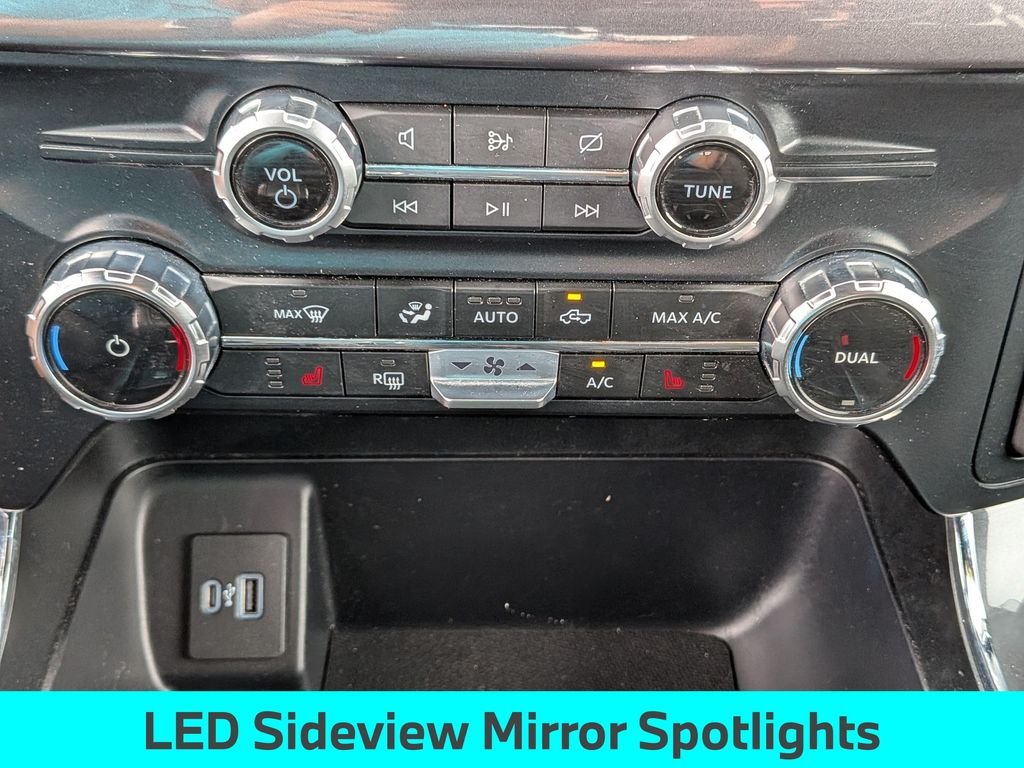 Used 2023 Silver Ford XLT image 18