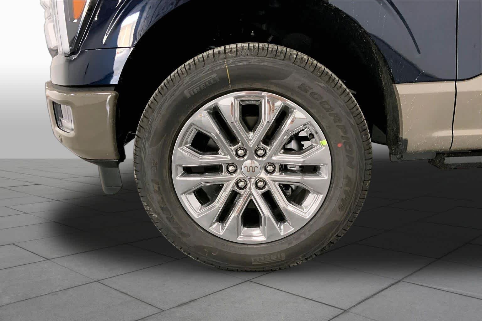 New 2026 Antimatter Blue Metallic Ford King Ranch® image 9