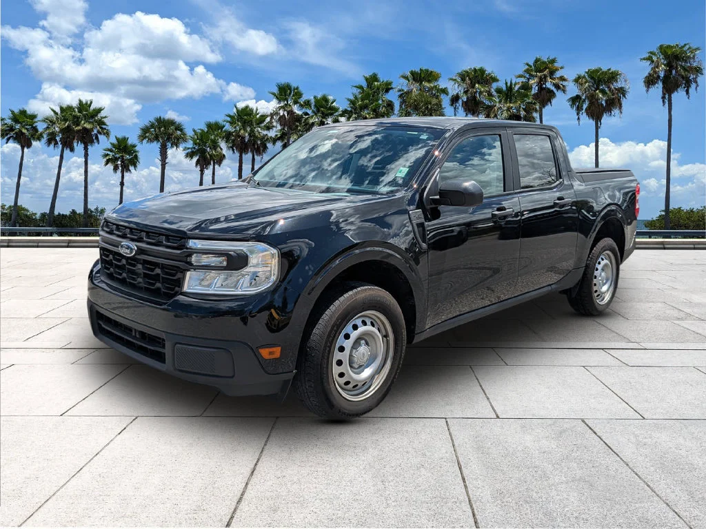 Certified Used 2024 Shadow Black Ford XL image 3