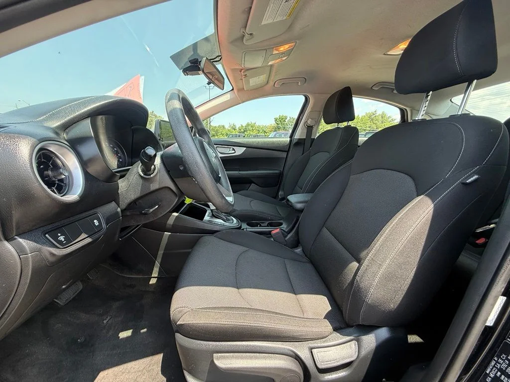 Used 2024 Black Kia LXS image 21