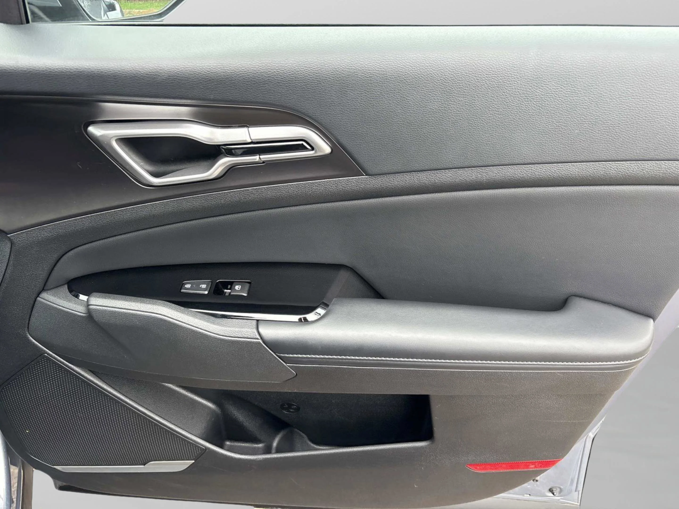 2023 Kia Sportage EX - Photo 21