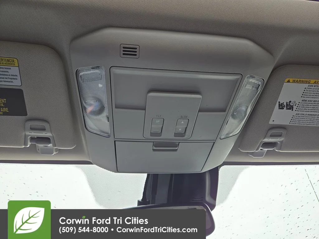 Used 2018 Magnetic Gray Metallic Toyota Platinum image 27
