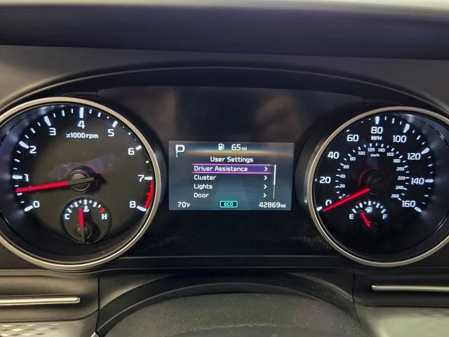 Used 2024 Red Kia LX image 37
