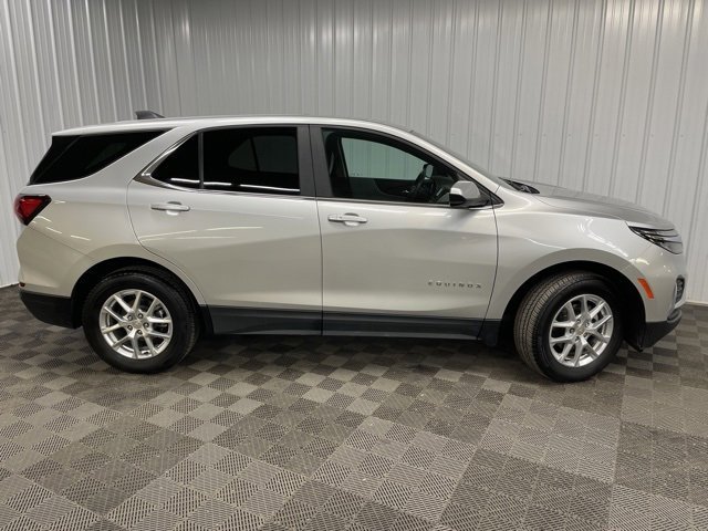 Used 2022 Chevrolet Equinox LT with VIN 2GNAXTEV2N6116246 for sale in Trumansburg, NY