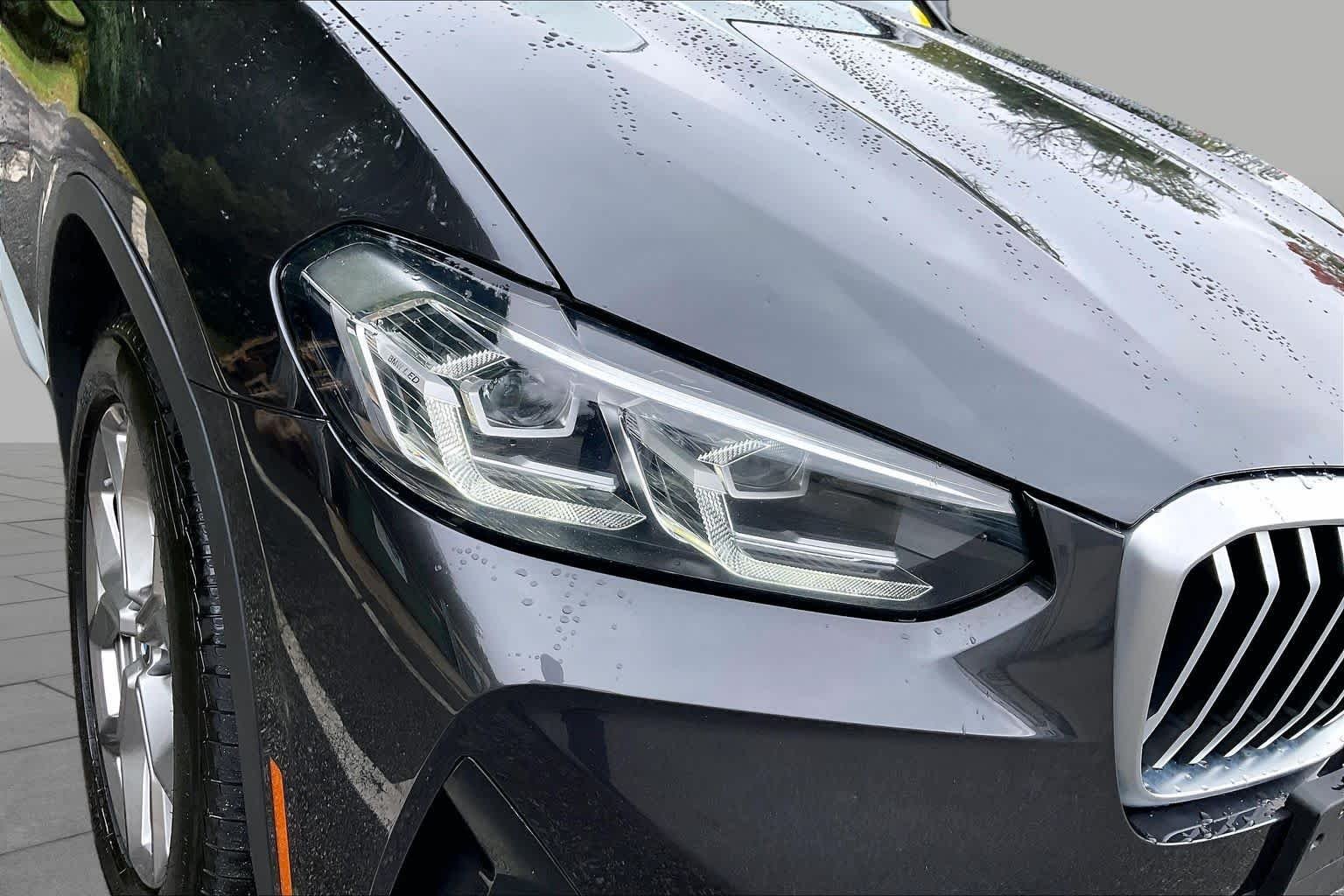 Used 2023 Dark Graphite Metallic BMW xDrive30i image 26