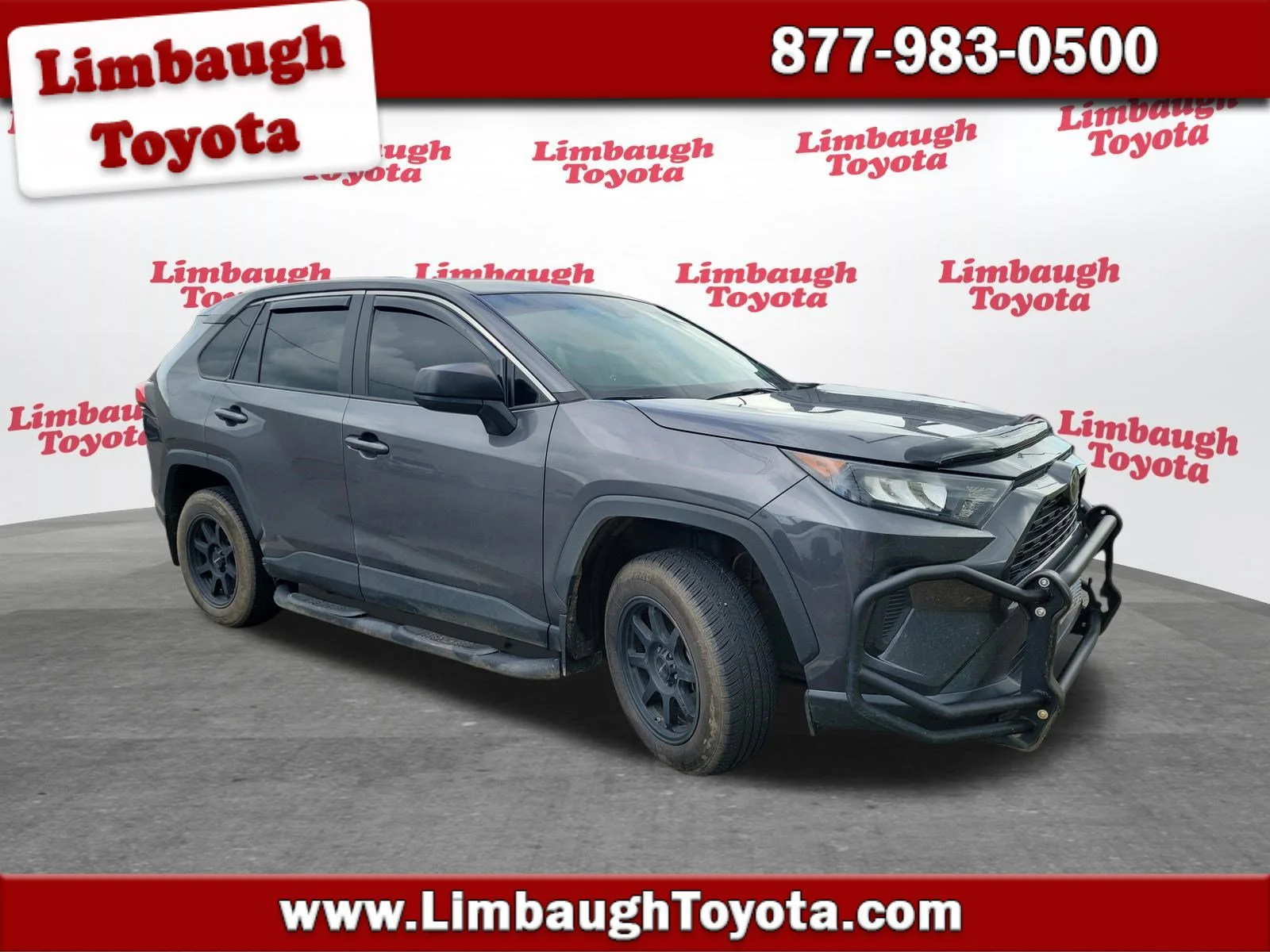2022 Toyota RAV4 LE FWD's photo