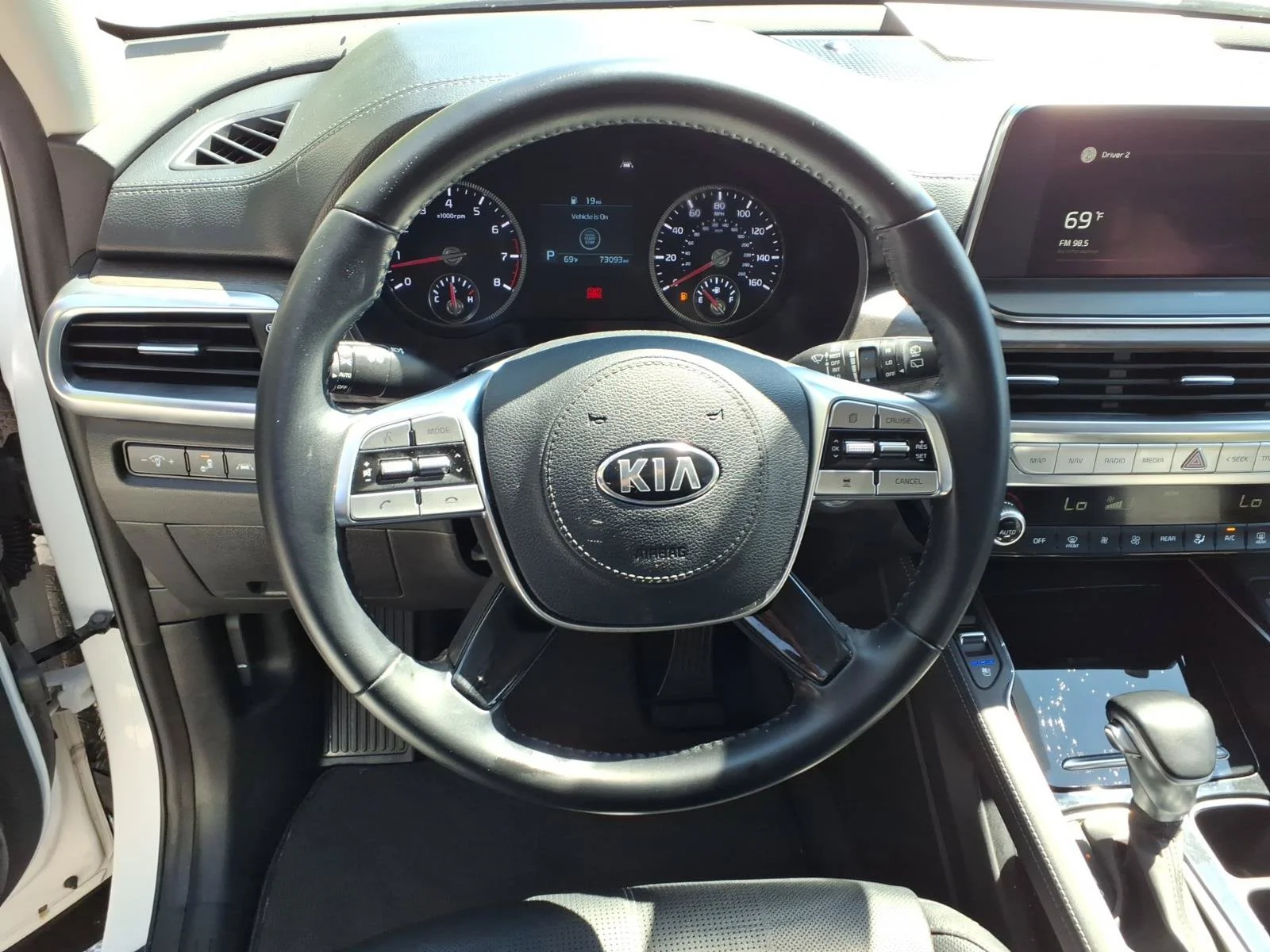 Used 2021 Glacial White Pearl Kia EX image 7