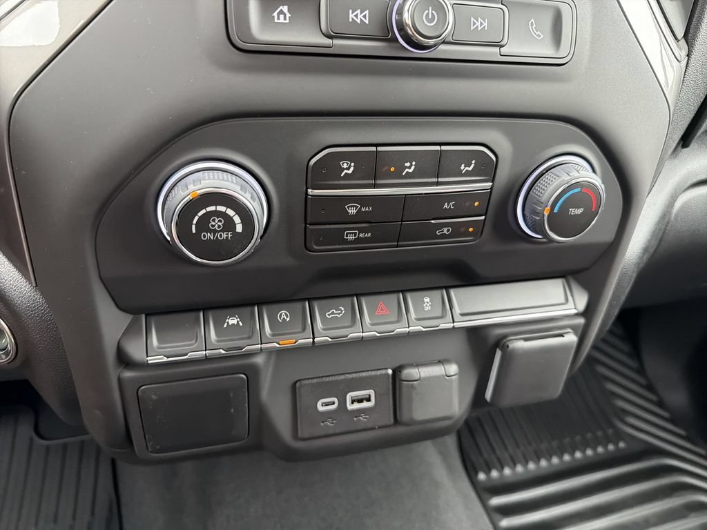 2026 Chevrolet Silverado 1500 Custom - Photo 17