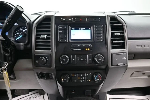Used 2021 White Ford XLT image 24