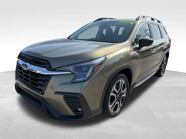 Used 2025 Brown Subaru Limited image 3