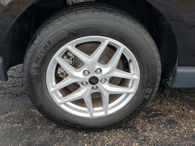 Certified Used 2024 Black Ford SEL image 5