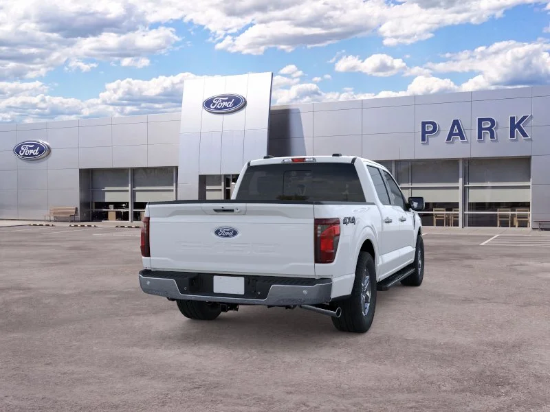 New 2024 Oxford White Ford XLT image 8