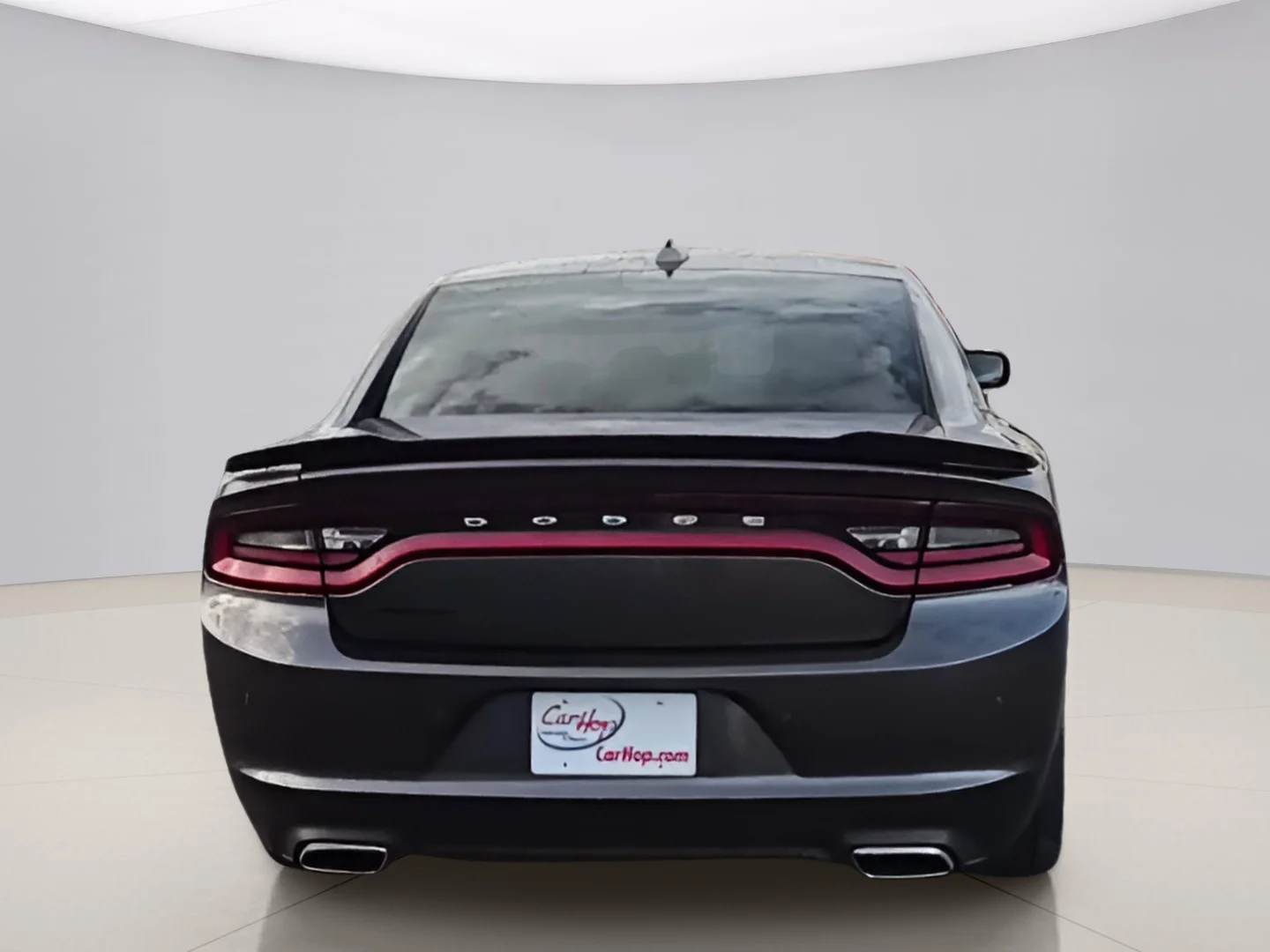 Used 2018 Black Dodge SXT image 6
