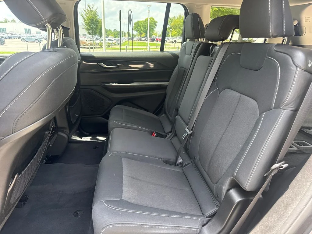 Used 2023 Gray Metallic Jeep Laredo image 32