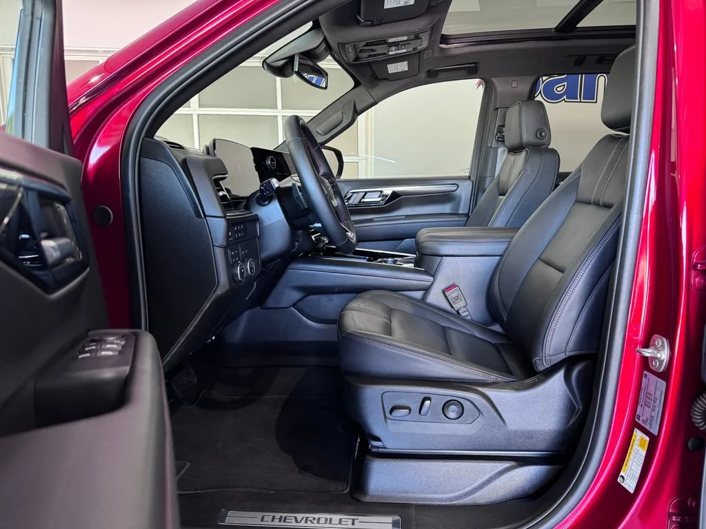 2025 Chevrolet Tahoe RST - Photo 13