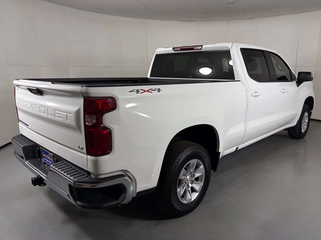Used 2026 White Chevrolet LT image 8