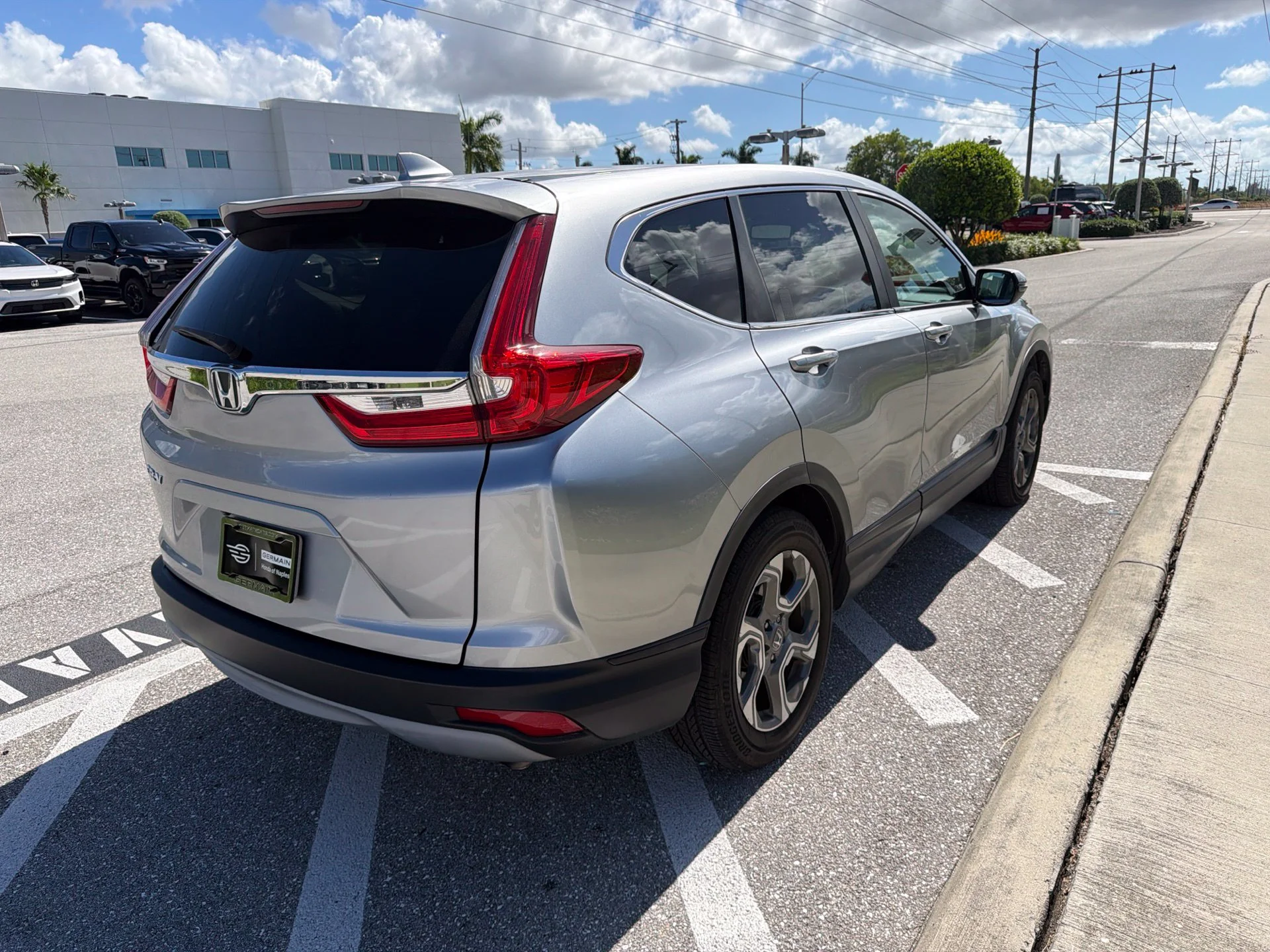 Used 2019 Lunar Silver Metallic Honda EX-L image 12