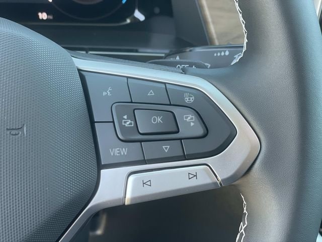New 2026 Green Volkswagen SE w/Technology image 9