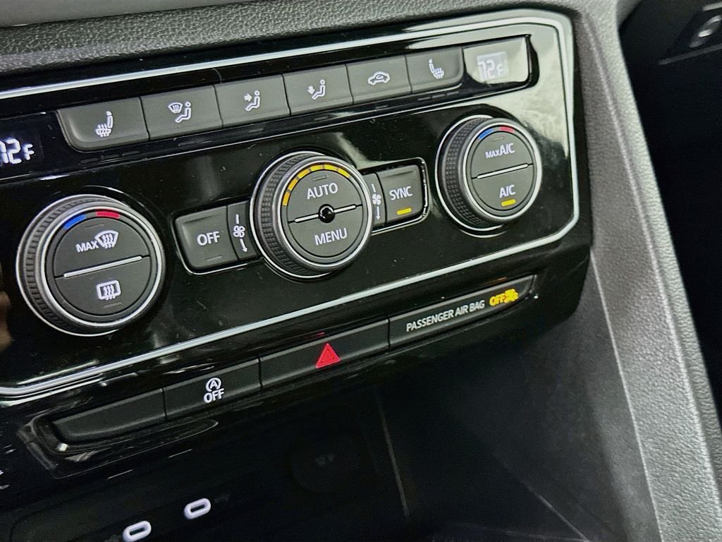 2022 Volkswagen Atlas Cross Sport SE w/Tech - Photo 17