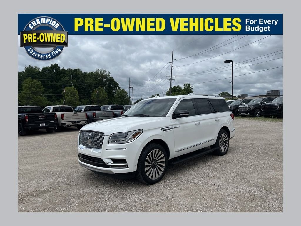 Used 2020 White Lincoln Reserve image 1