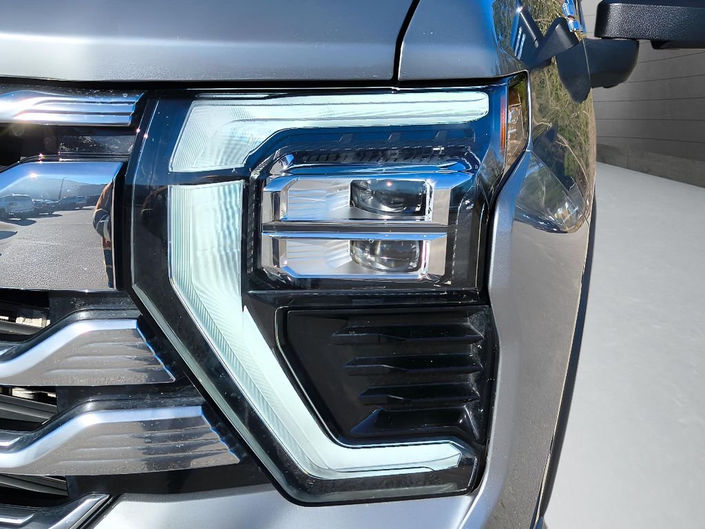 Used 2024 Sterling Gray Metallic Chevrolet High Country Premium Z71 image 13