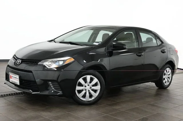 Used 2016 Toyota Corolla LE with VIN 5YFBURHE0GP530535 for sale in Elmhurst, IL