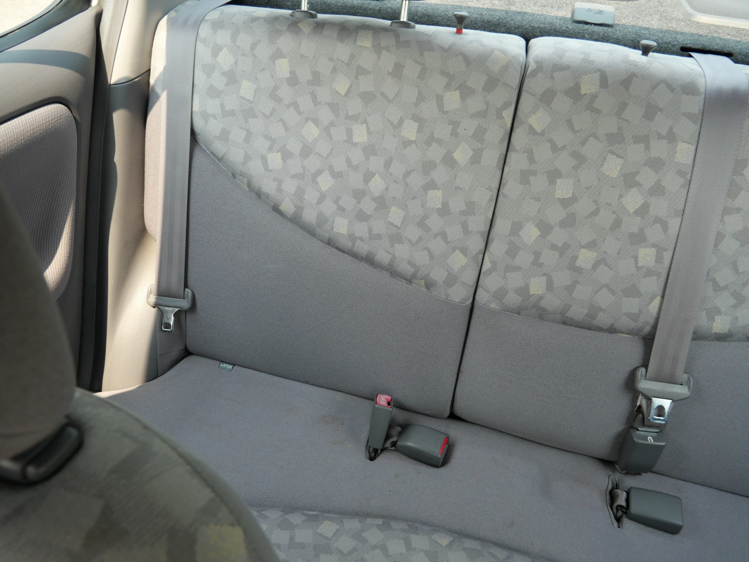 Used 2002 Polar White Toyota  image 12