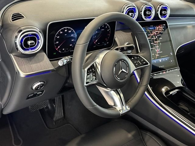 New 2026 Polar White Mercedes-Benz GLC 300 image 10