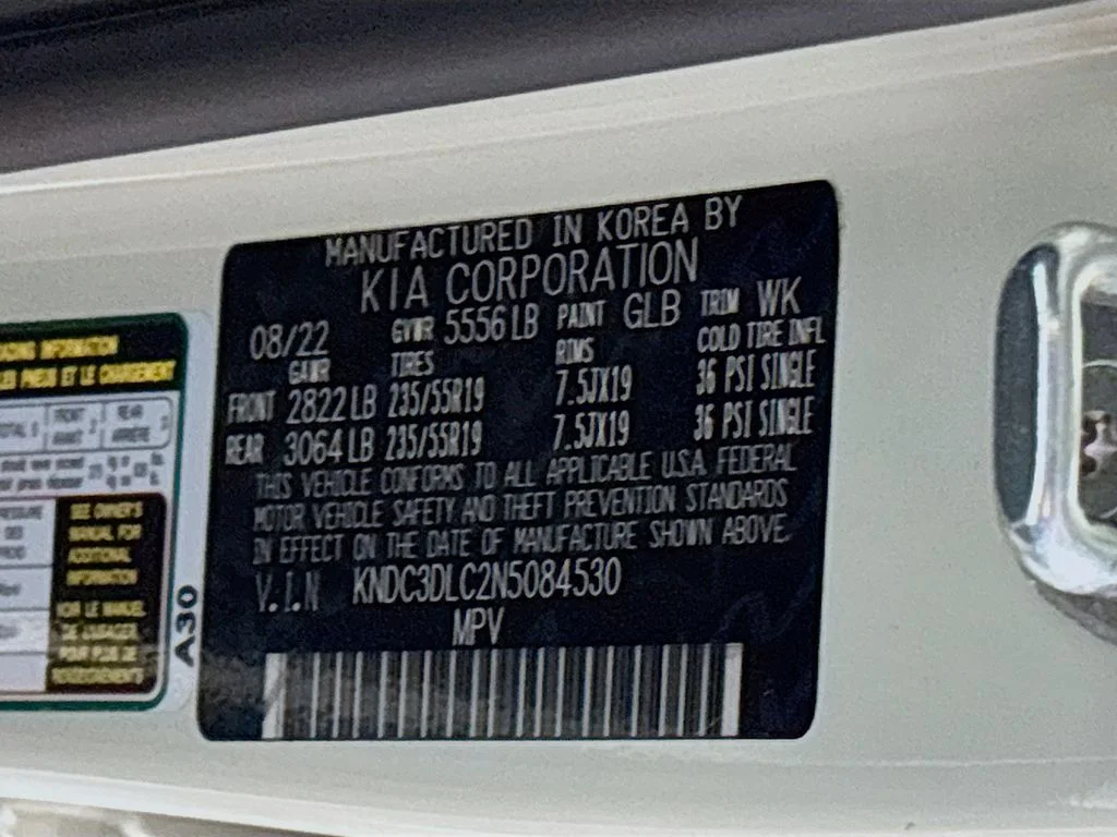 Used 2022 White Kia Wind image 25