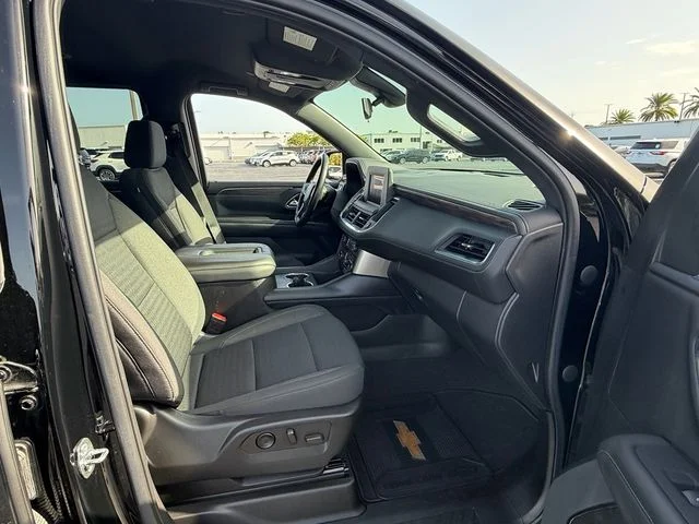 Used 2022 Black Chevrolet LS image 19