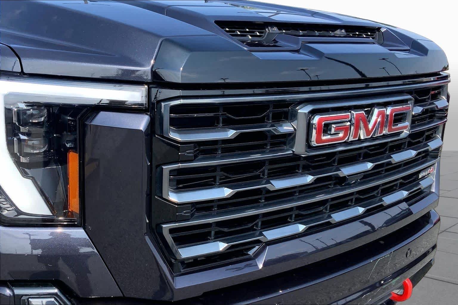 Used 2024 Titanium Rush Metallic GMC AT4 image 29
