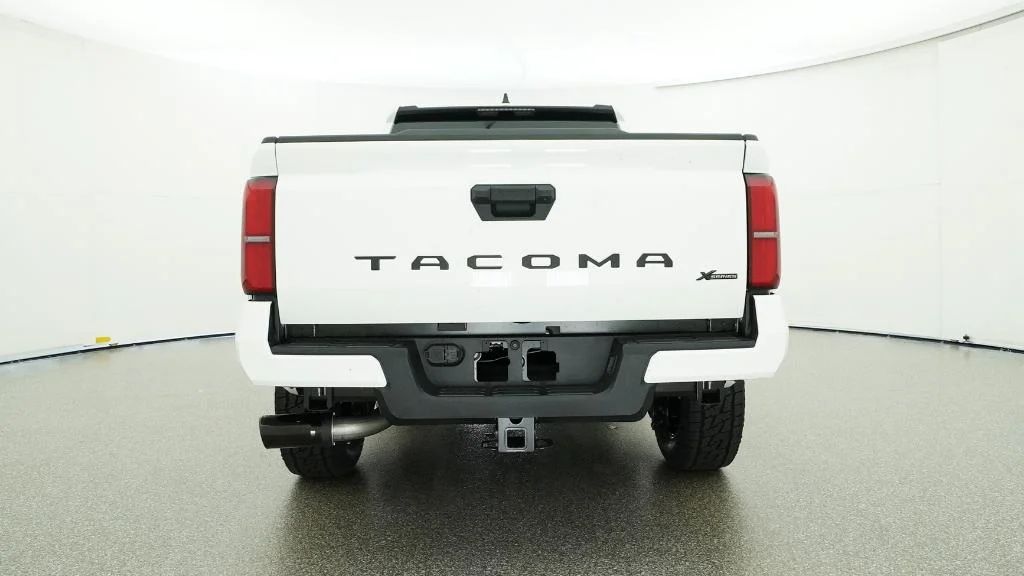 New 2026 Ice Cap Toyota SR5 image 22