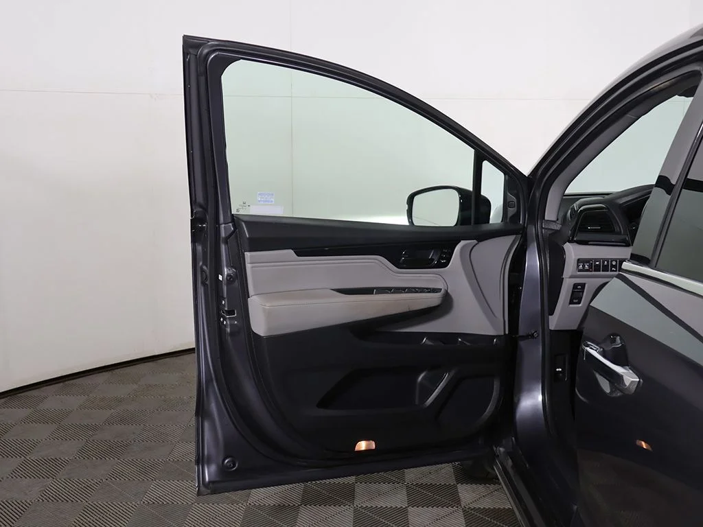 Used 2023 Gray Honda Elite image 23