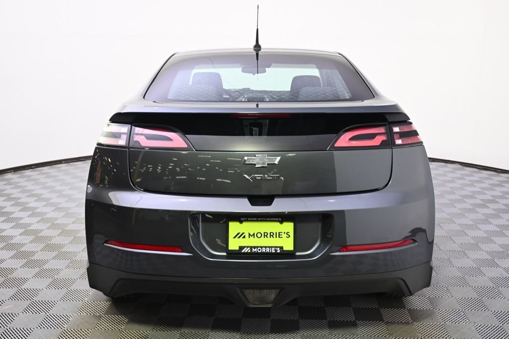 Used 2013 Cyber Gray Metallic Chevrolet Base image 5