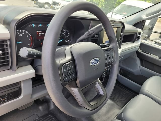 New 2026 Oxford White Ford F-250® XL image 36