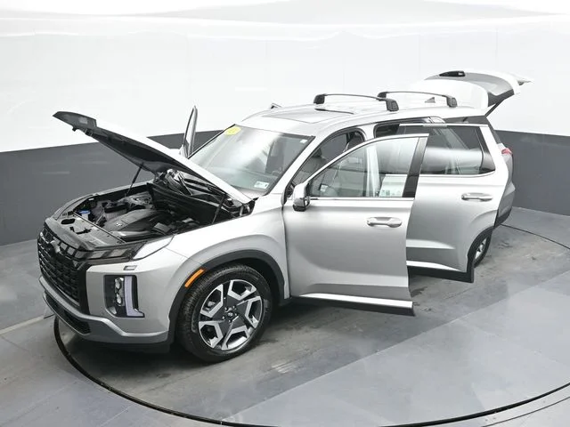 Used 2024 Silver Hyundai SEL image 28