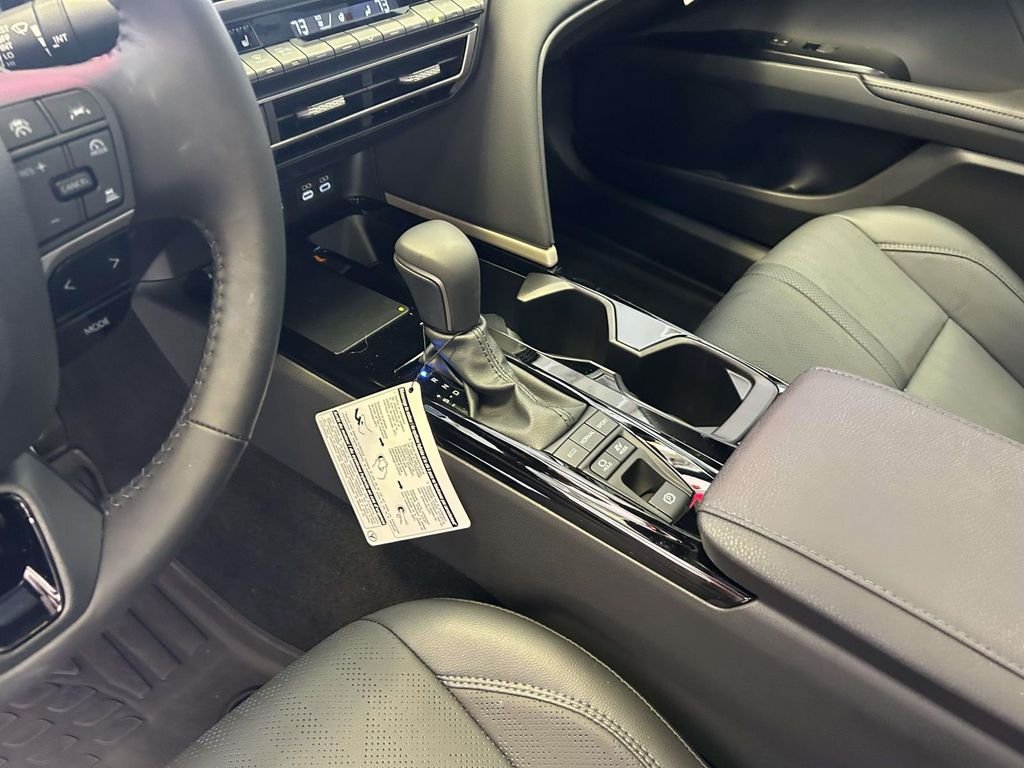 Used 2026  Toyota XSE image 20