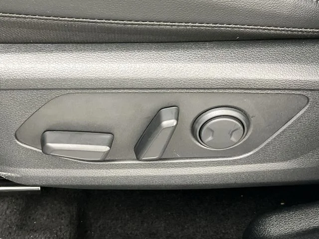 New 2026 Wolf Gray Kia EX image 12