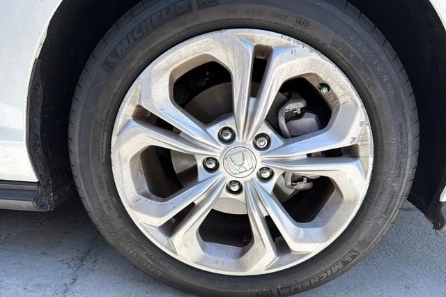 Certified Used 2025 Platinum White Pearl Honda LX image 5