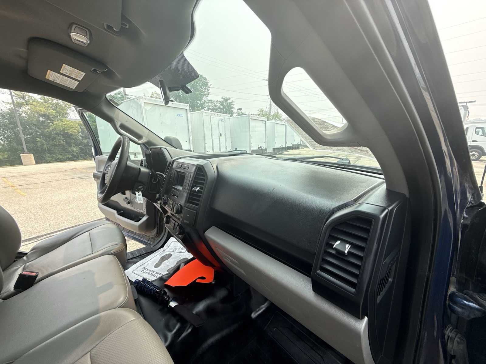 Used 2017 Blue Ford XL image 24