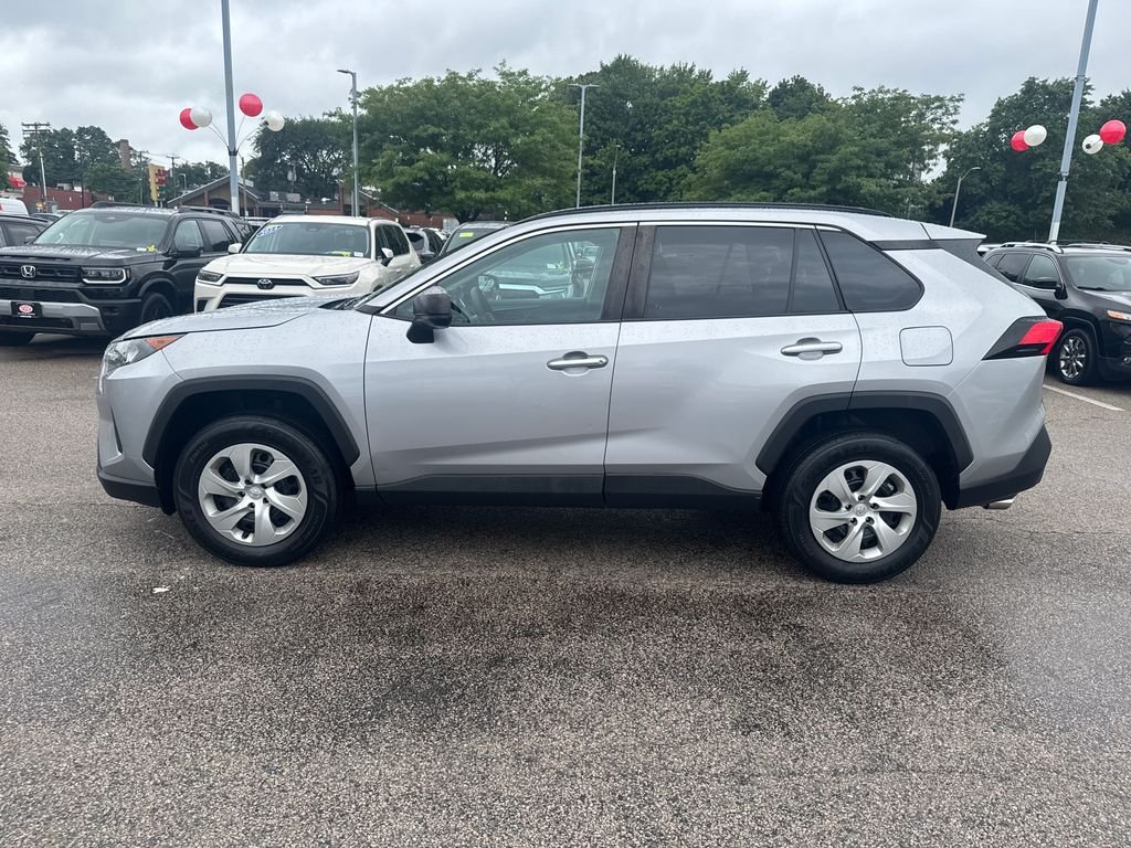 Used 2019 Silver Toyota LE image 4