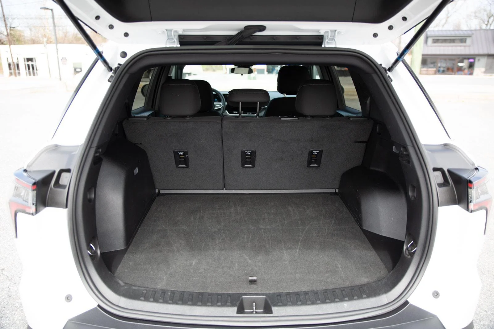 2025 Chevrolet Equinox LT - Photo 24