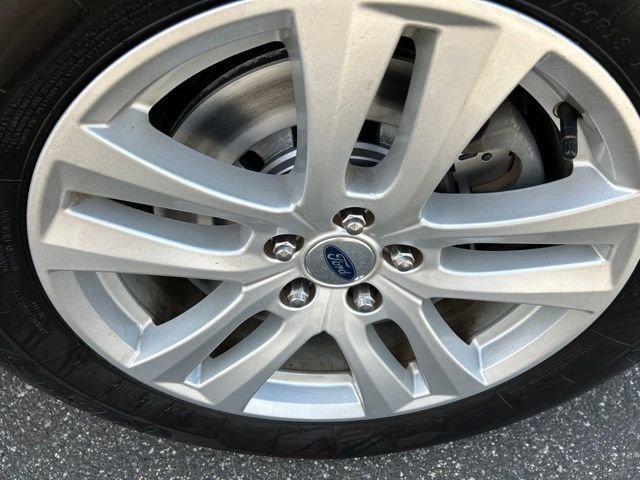 Used 2018 Magnetic Ford XLT image 9