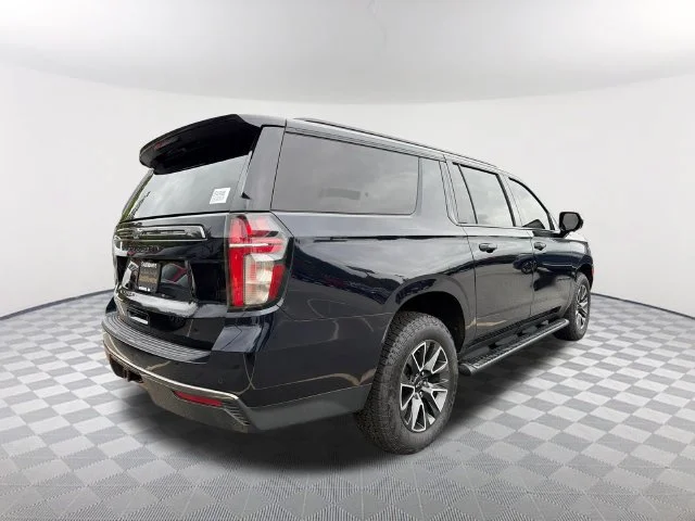 Used 2021 MIDNIGHT BLUE METALLIC Chevrolet Z71 image 5