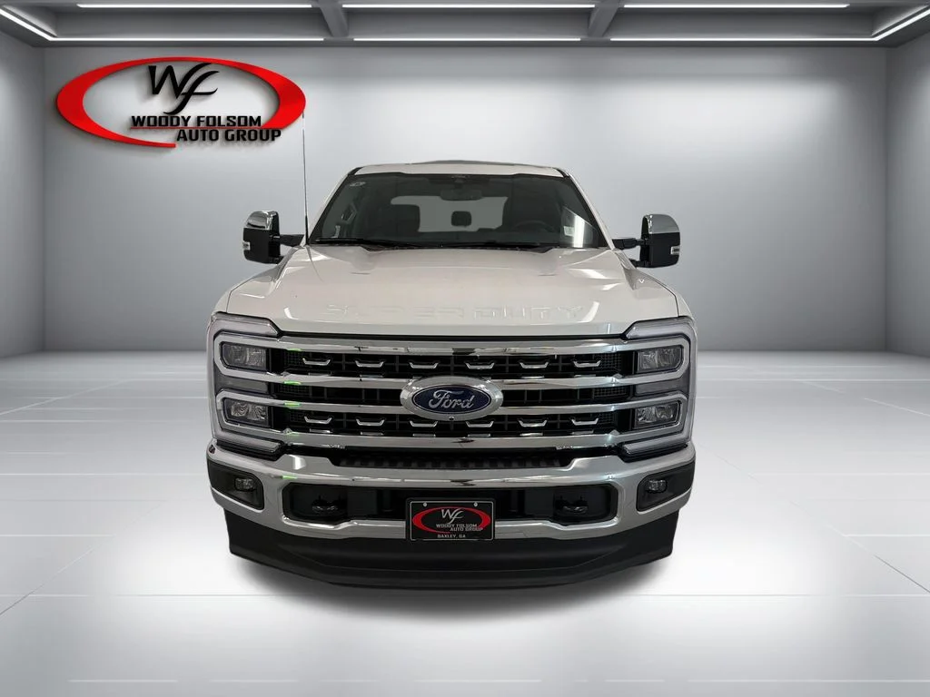 New 2026 Star White Metallic Tri-Coat Ford F-350® Lariat® image 2