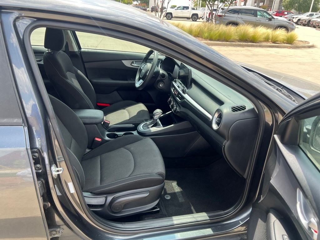 Used 2024 Gray Kia LXS image 15