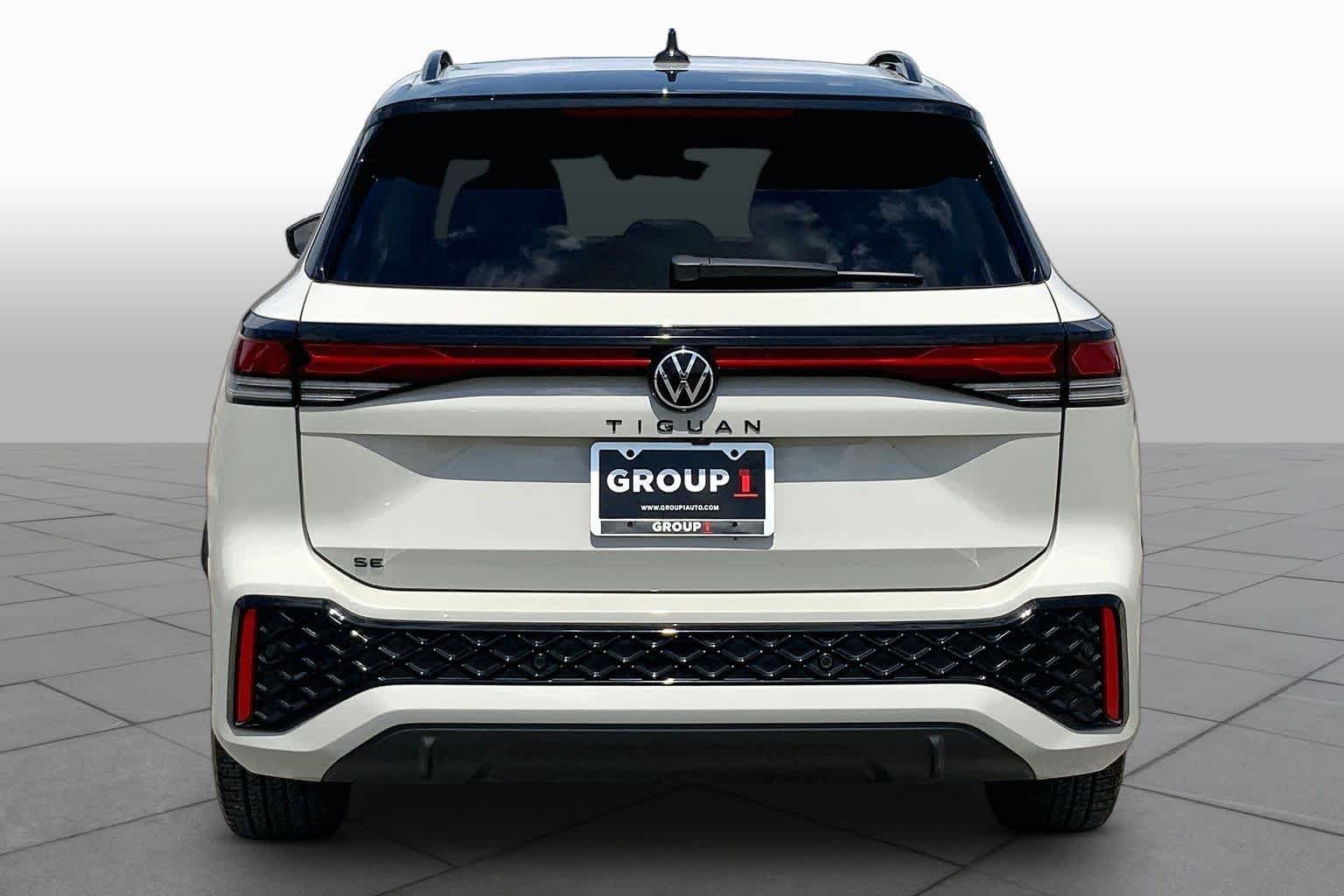 Pre-Owned 2026 Volkswagen Tiguan SE R-Line Black
