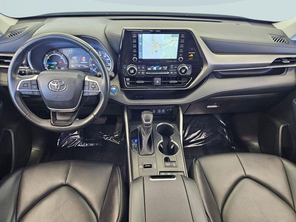 2022 Toyota Highlander XLE - Photo 24